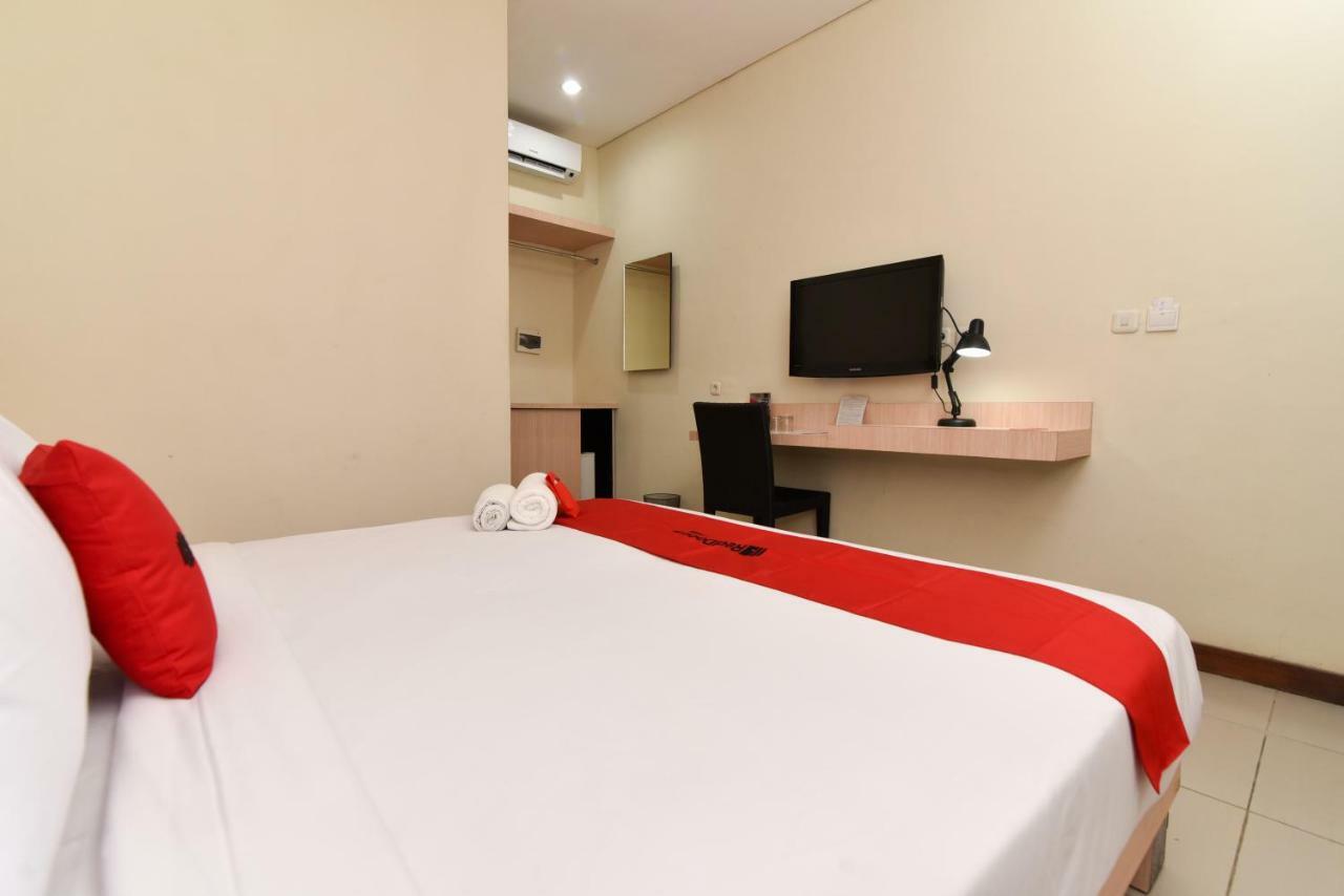 Reddoorz Near Legian Street Hotel Kuta Lombok Buitenkant foto